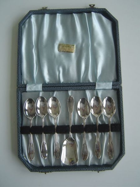 EPNS Coffee and Sugar Spoon Set In Case Carousel 1