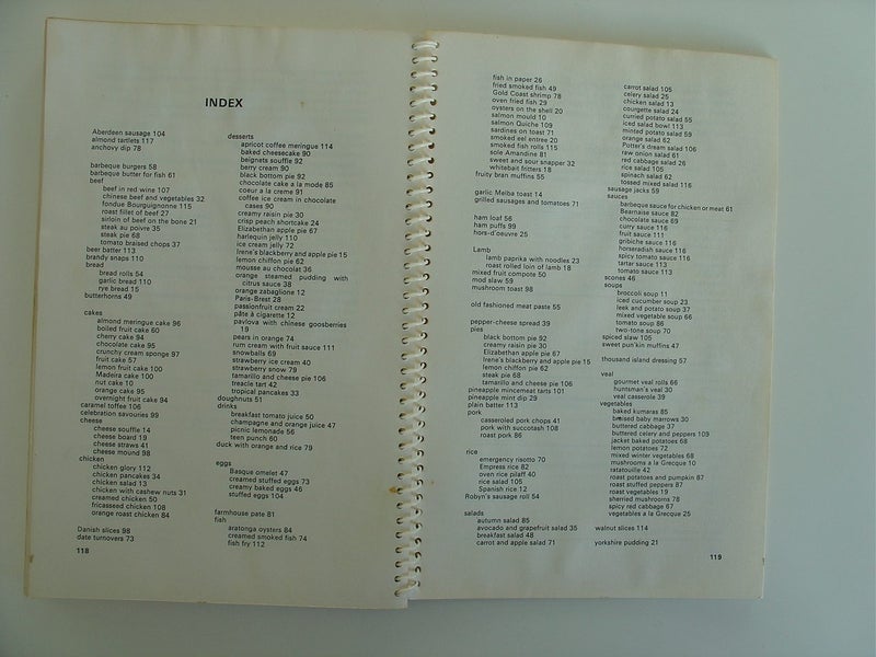 Tui Flowers Modern Hostess Cookbook Carousel 2