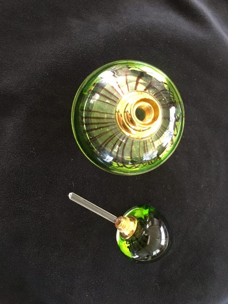 Beautiful Green Art Glass Perfume Bottle Carousel 4