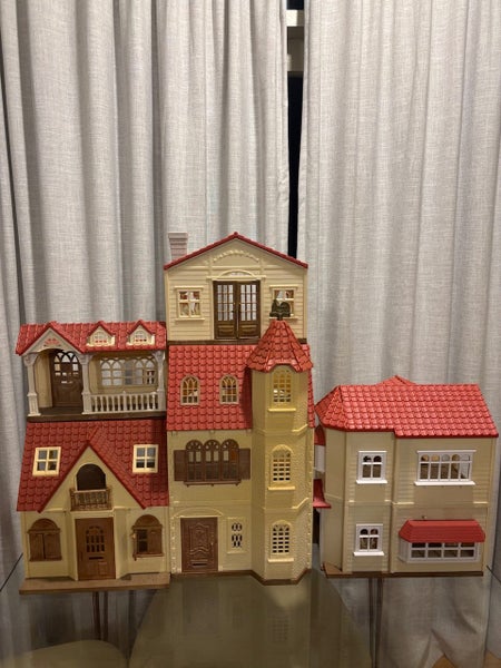 Sylvanian Families Complete Red Roof Homes Collection Carousel 1