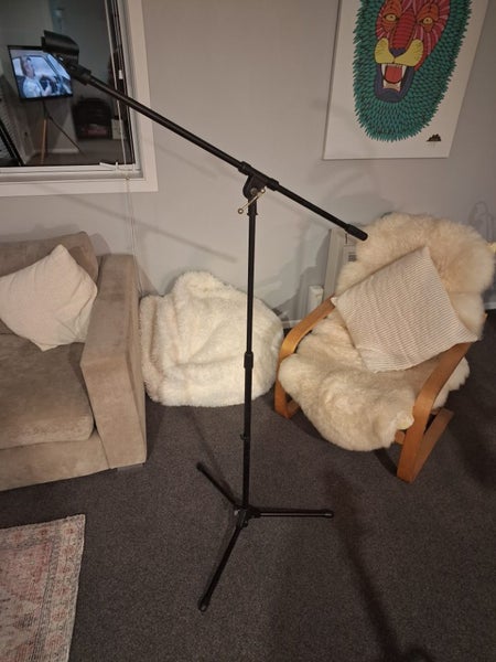 Microphone stand Carousel 1