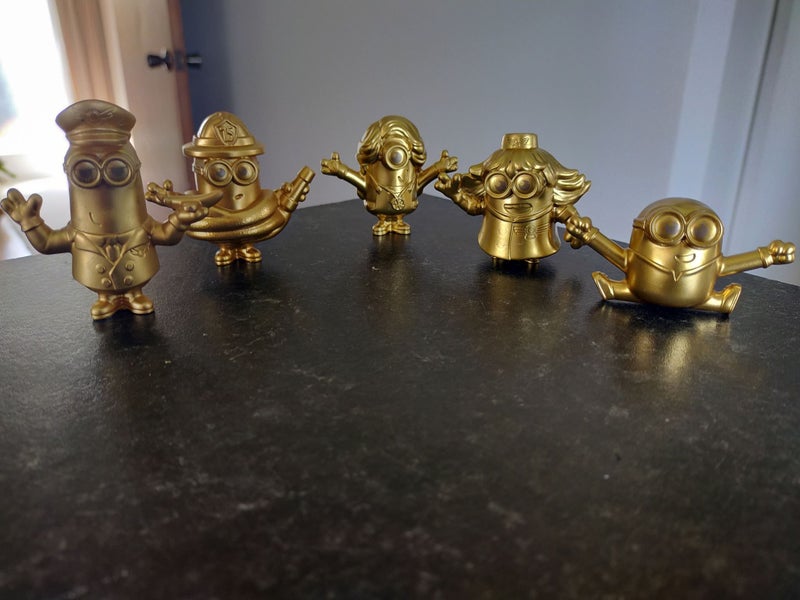 5 Gold McDonalds Happy Meal Minions Rise Of Gru Carousel 2