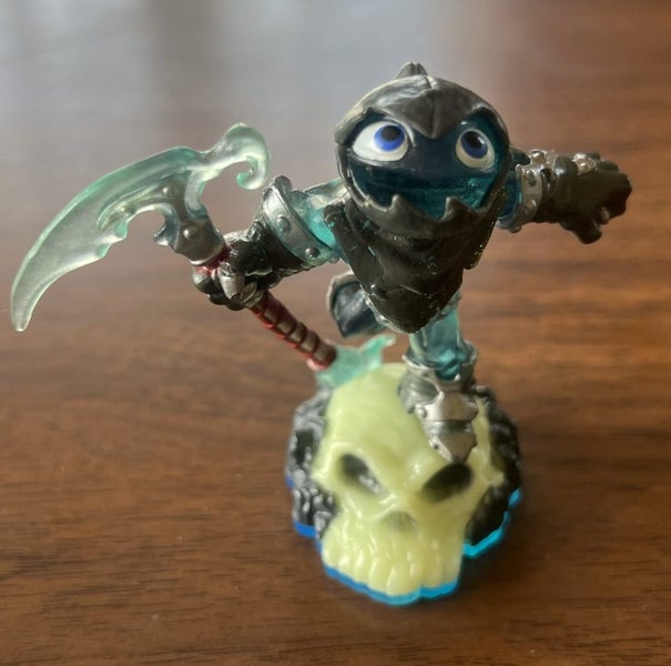 Grim Creeper LightCore - Skylanders Swap Force Carousel 1