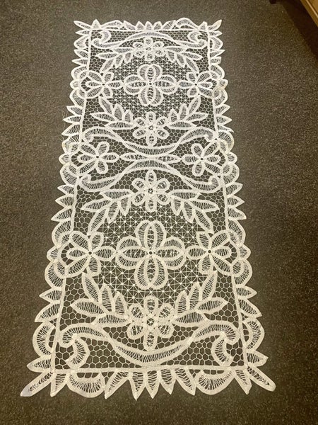 A perfect UNUSED white Battenburg Runner #1 Carousel 1