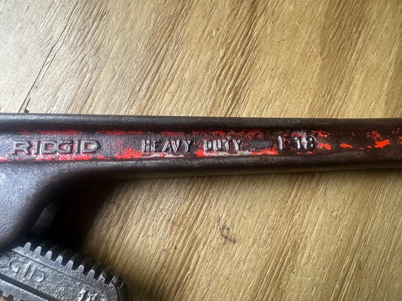 Ridgid pipe wrench/Stillson USA Carousel 6
