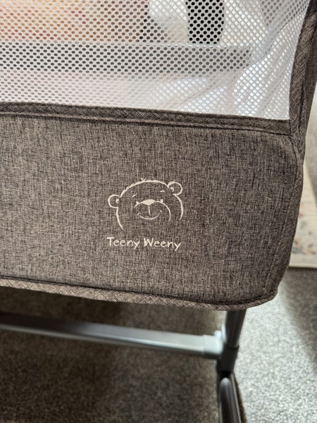 Teeny Weeny Co Sleeper Carousel 2