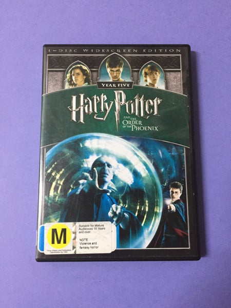 Harry Potter and the Order of the Phoenix (One Disc Edition) Carousel 1