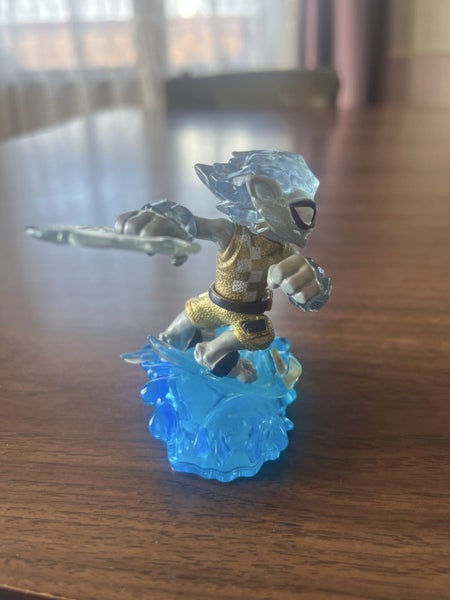 Freeze Blade - Skylanders Swap Force (Water Element) Carousel 4