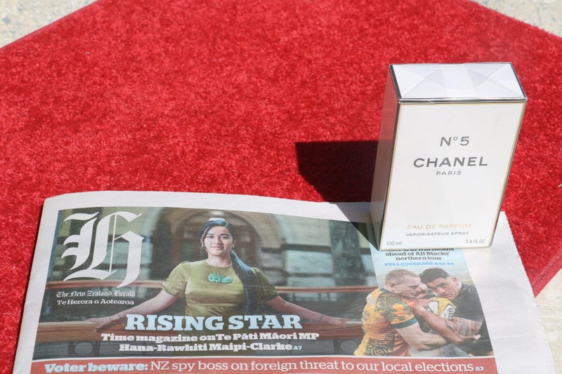 Last Bottle: CHANEL No 5 Eau de Parfum 100ml Spray. RRP $399 Carousel 14