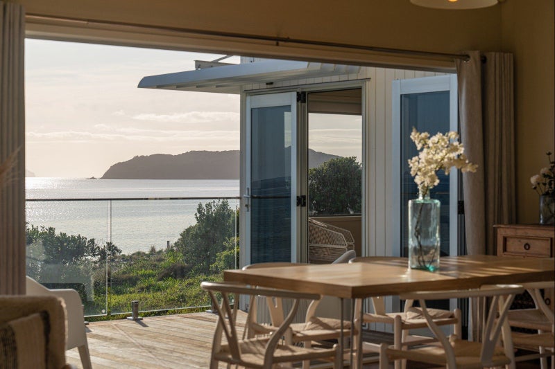 Rare Tairua beachfront - ready for summer64215965254147112