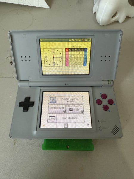 Nintendo DS Lite – Classic DMG Grey Re-Shell Carousel 2