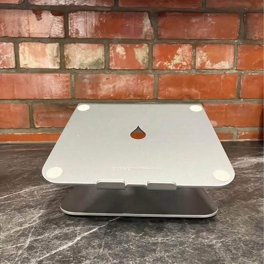 Rain Design Mstand360 laptop stand Carousel 2