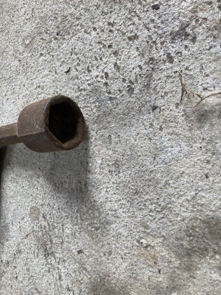 Vintage t socket wrench Carousel 3