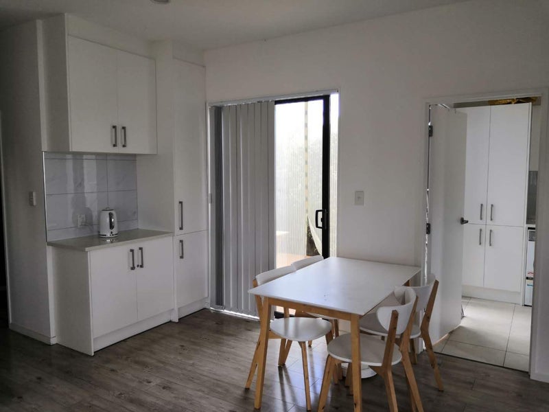 Sunnynook, 5 bedrooms64450980513026111