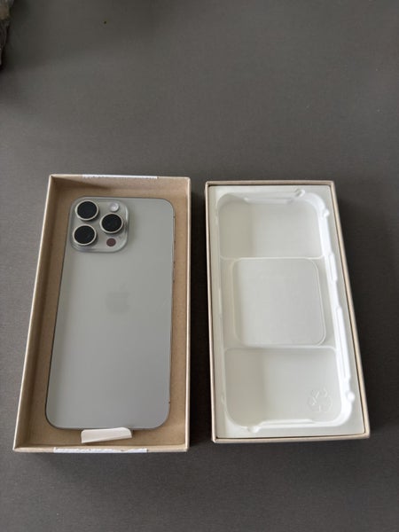 iPhone 15 Pro Max 256GB63963865953155112