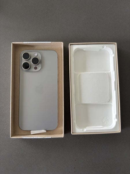 iPhone 15 Pro Max 256GB63963865953155110