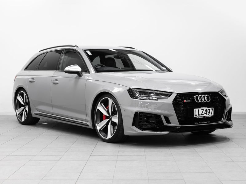 2018 Audi RS4 Avant 2.9 Twin Turbo Petrol AWD63964231031810110