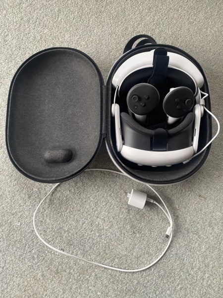 Meta Quest 3 headset - 512GB with external battery pack Carousel 1
