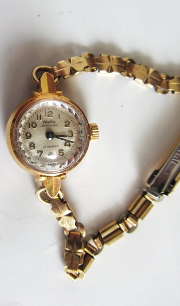 VINTAGE GOLD PLATED HAFIS 17 JEWEL LADYS WRIST WATCH Carousel 1