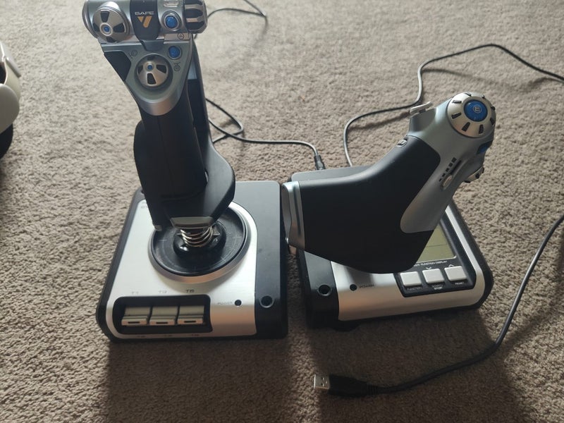 Logitech X-52 Joystick hotas broken Carousel 1