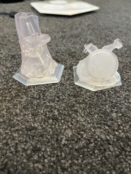 Disney Infinity characters and Disney infinity base Carousel 2