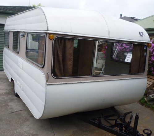 CARAVAN RENT/ HIRE for $29 per week Carousel 1
