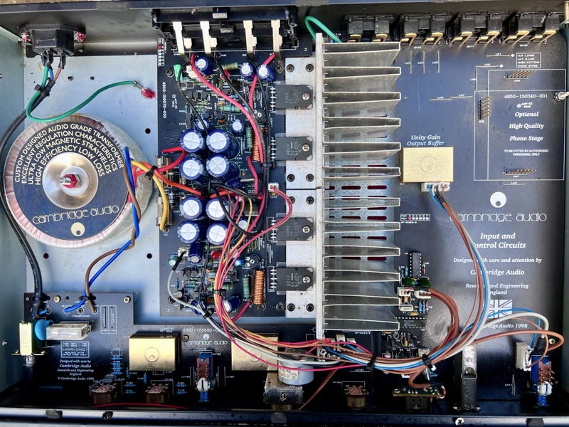 Cambridge Audio A500 Carousel 8