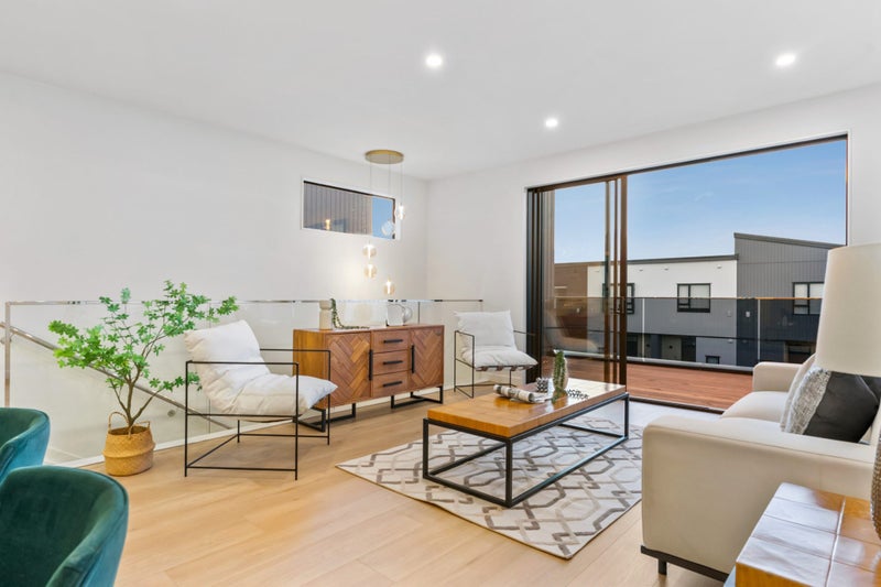 Westgate, 2 bedrooms64585885851138112