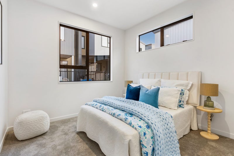 Westgate, 2 bedrooms64585885851138114