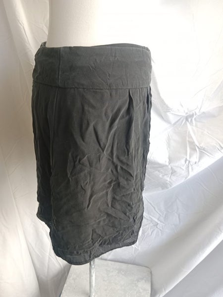 MADAME HAWKE Silk Skirt, Sz S/10-12 Carousel 2