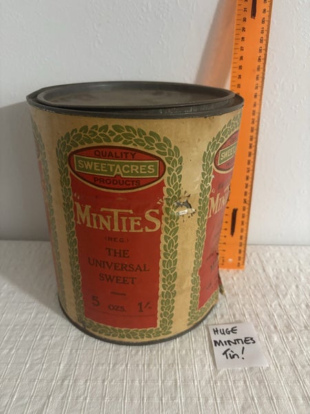 ** MINTIES large vintage tin ** Carousel 1