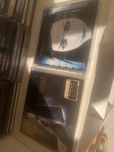 * bulk buy EVANESCENCE CDS X 2 * Carousel 1
