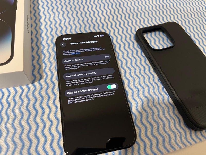 Apple iPhone 14 Pro 128GB Space Black A2890 Comes with Box64452880759555113