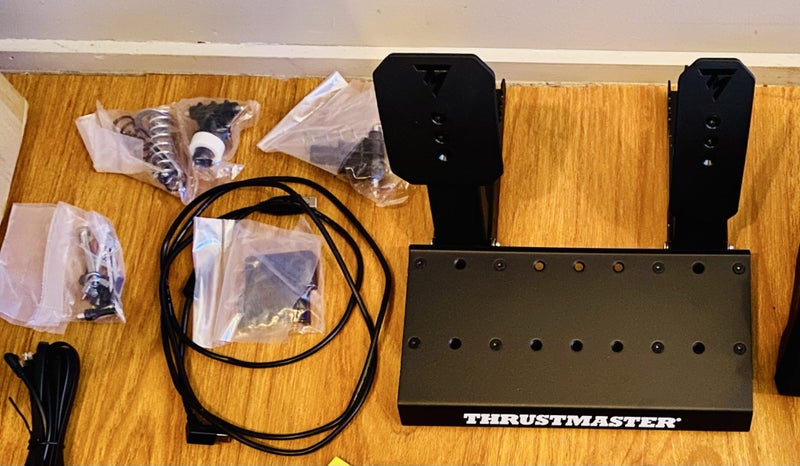 NEW Thrustmaster race line pedals Carousel 2