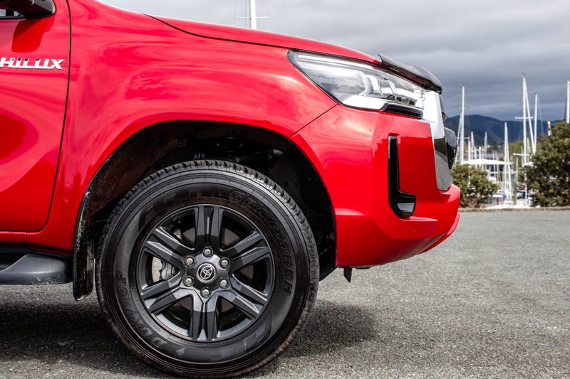 2024 Toyota Hilux SR5 TD DC 2.8DT/4WD63972381873282114