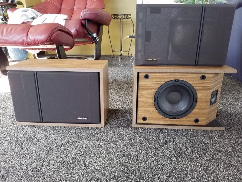 Top of the range retro 1980s Bose speakers, perfect condition, beautiful quality Carousel 2
