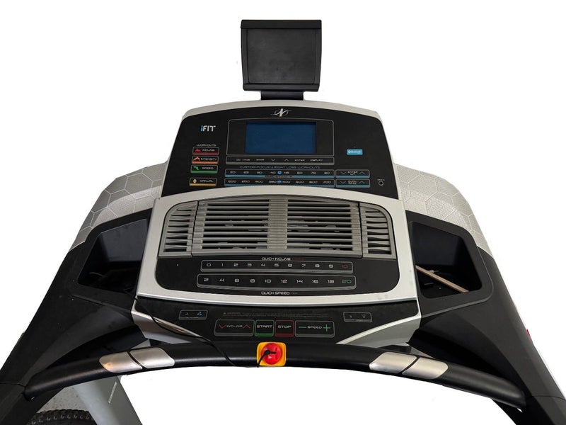 Treadmill - NordicTrack Commercial 2950 (2017 or 2018 model)63972519040386110