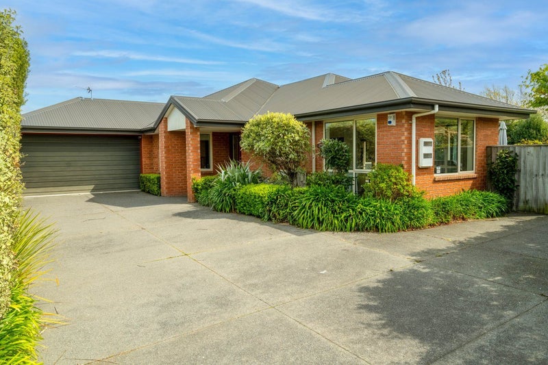 Image 1 of 25