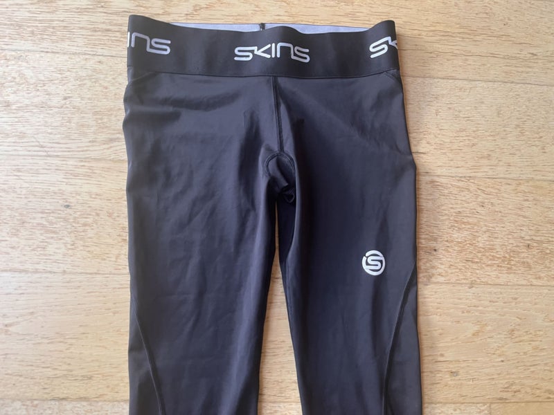 Skins compression tights woman’s Size Large EUC Carousel 2