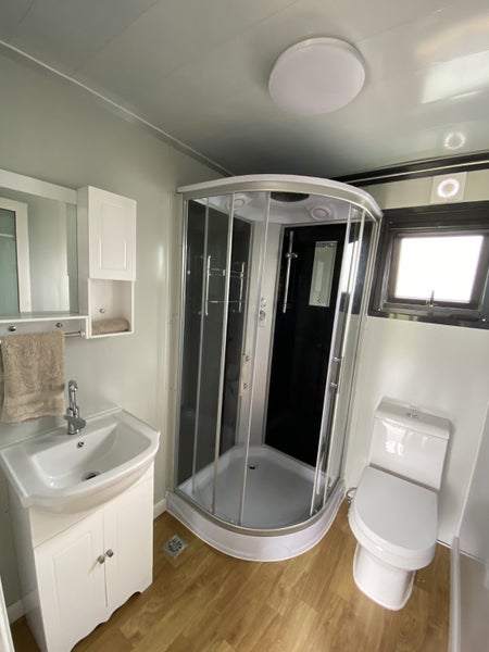 Fully off-grid, amazing two-bedroom unit: SPRING SPECIAL64317804164097114