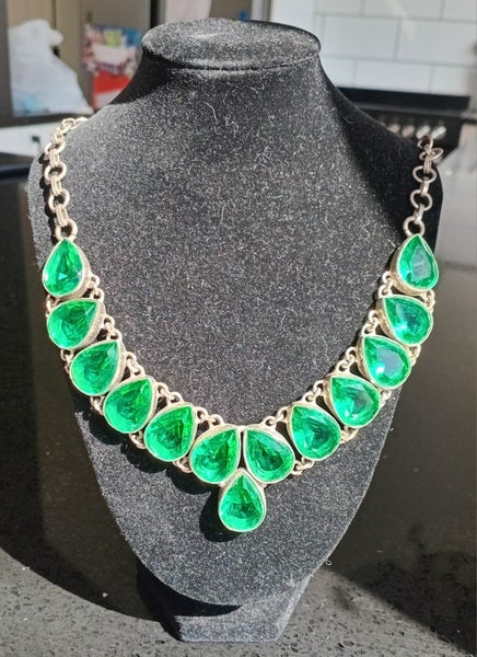 Estate Sale - Sterling Silver Green Tourmaline Necklace Carousel 2
