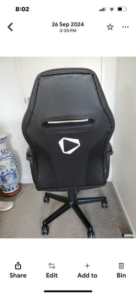 Computer Gaming chair ONE GX1-Black/White Carousel 2