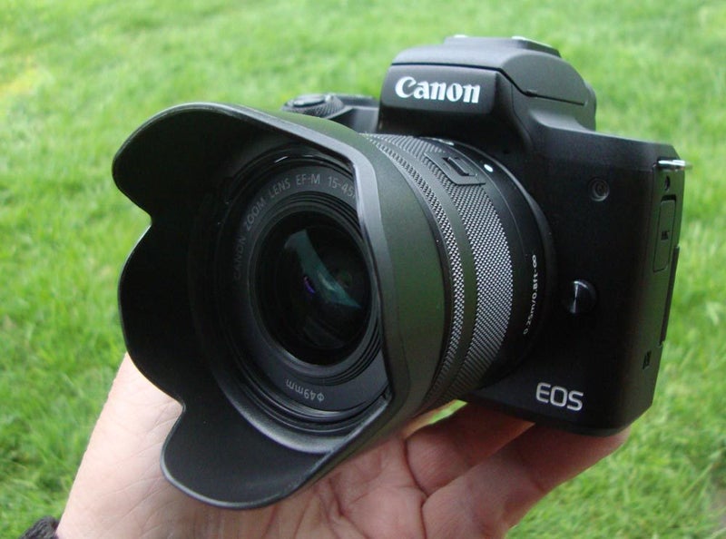 CANON Mirrorless Camera = Ideal For Student Or Travel64247975486338112