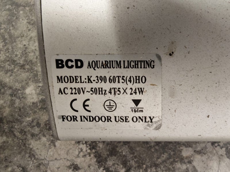 Ceiling hanging Aquarium light (20 X 62cm) Carousel 3