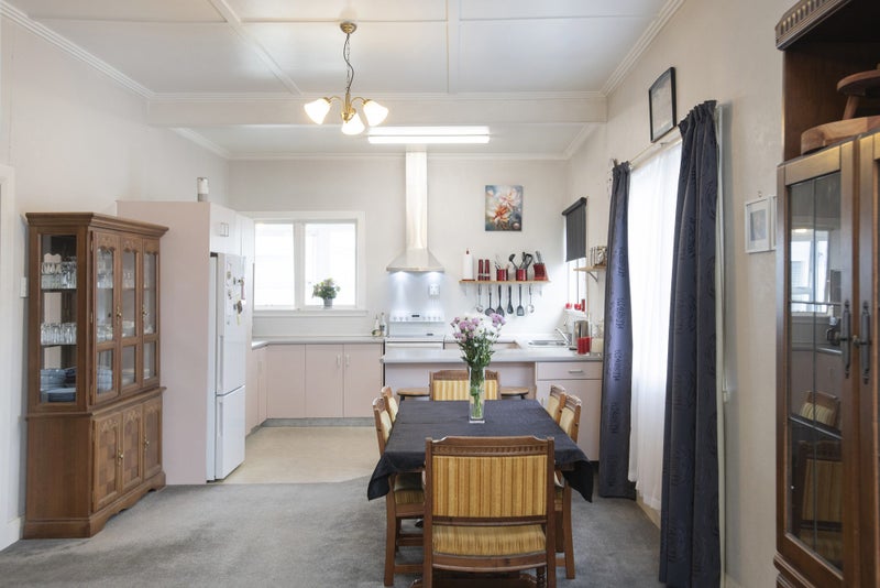 So central and convenient63974230740609112