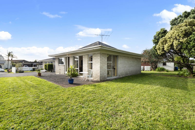 Image 1 of 18