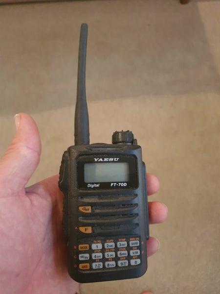 Yaesu FT-70D Carousel 1