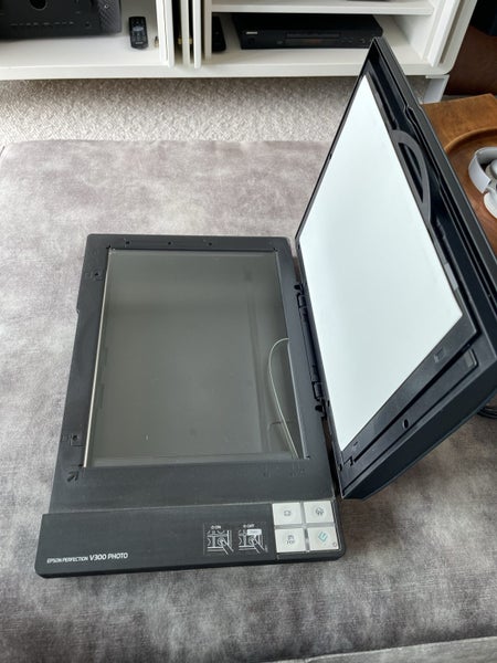 Epson Perfection V300 Photo Scanner Carousel 2