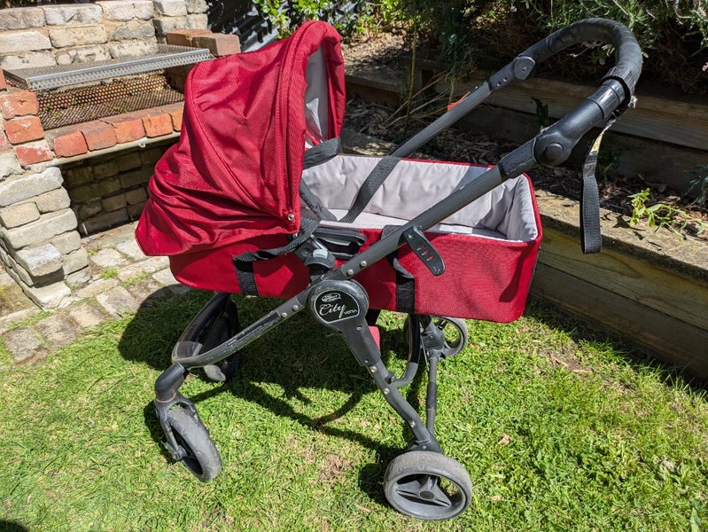 Baby Jogger City Versa model Pram and Bassinet Carousel 1