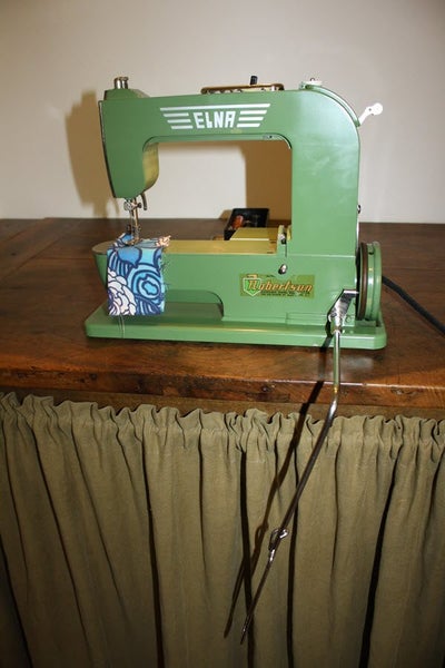 Vintage Elna Sewing Machine - the Grasshopper Carousel 1